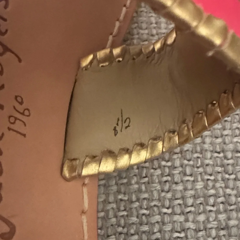 Jack Rogers Pink Leather Sandals with Gold Trim 8.5 - Picture 5 of 5